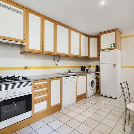 アパート Contemporary 3 Bedroom In ヴィラモウラ
